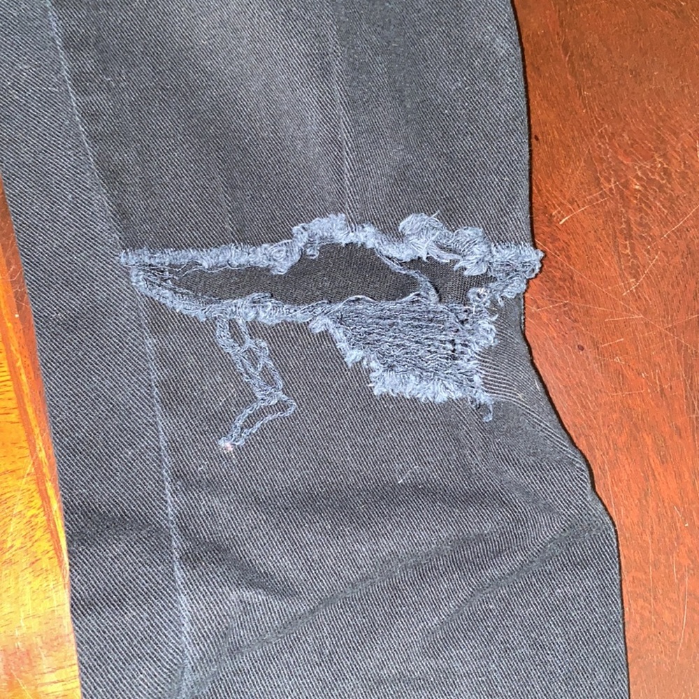 Faded Glory Ripped Jeans - Picture 2 of 5